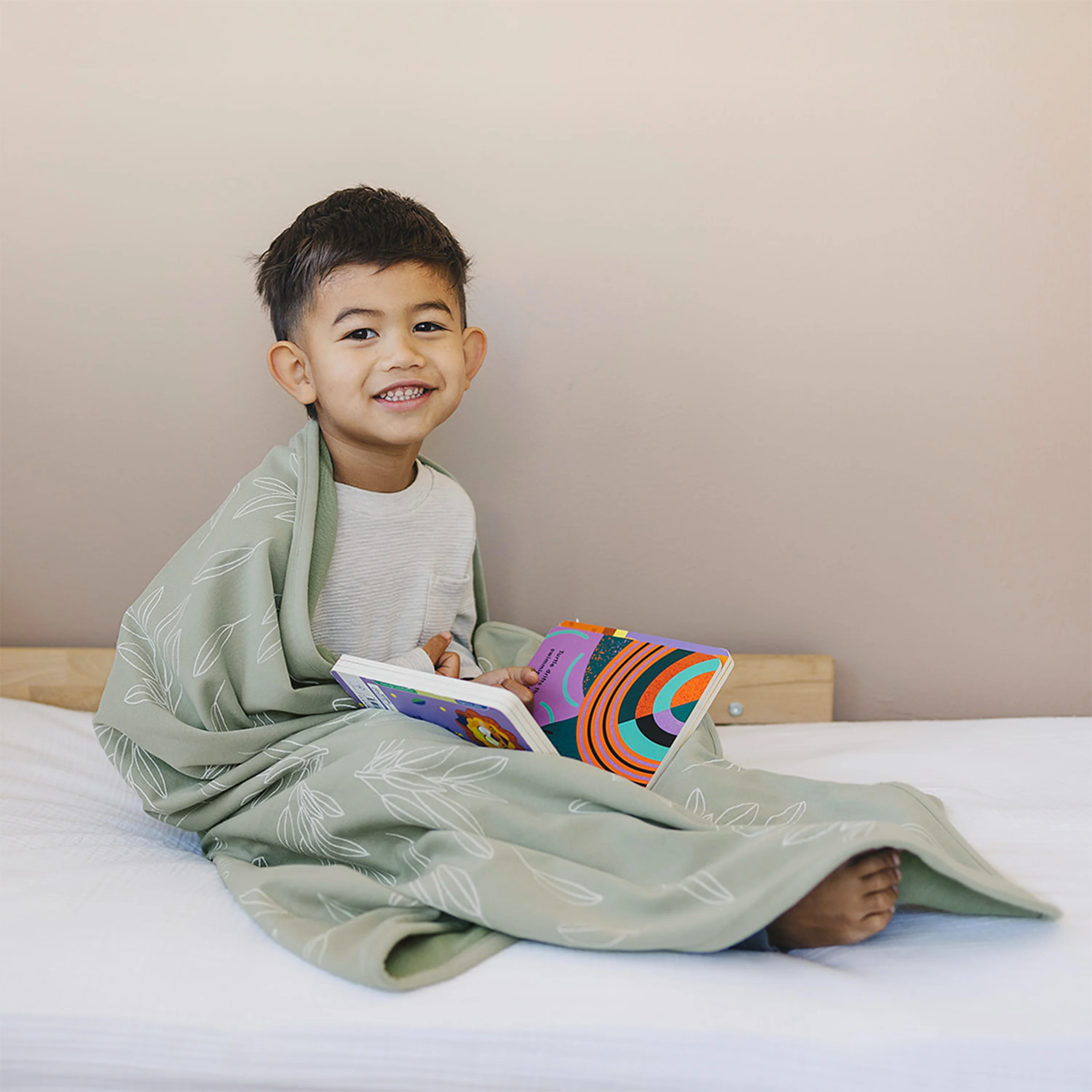 Toddler Blanket, 4 Season® Merino Wool & Organic Cotton, 52.5" x 40", Sage - Image 5