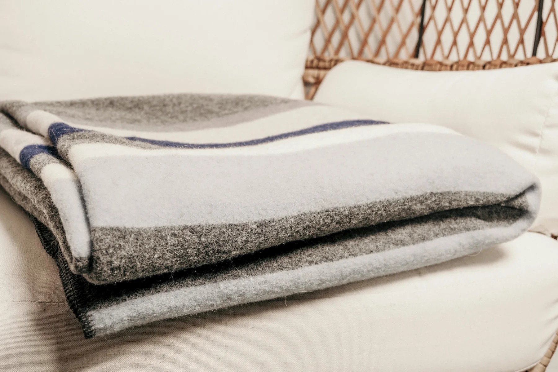 Wool Blanket, Mountain Clouds - Image 7